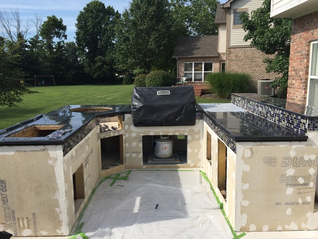 And what kitchen is complete without a beautiful backsplash?