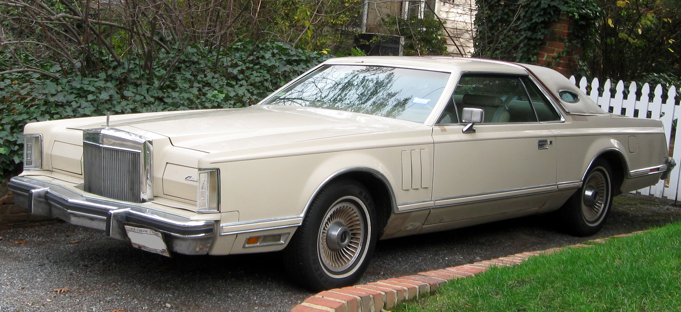 1979_Continental_Mark_V_Cartier_Designer_Edition