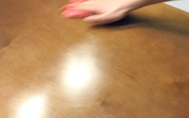 11招你完全沒想到過的「凡士林超實用妙招」，原來把紙插在裡頭會得到這麼棒的效果！