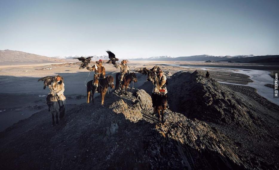 學習如何成為成吉思汗：蒙古。<BR><BR>