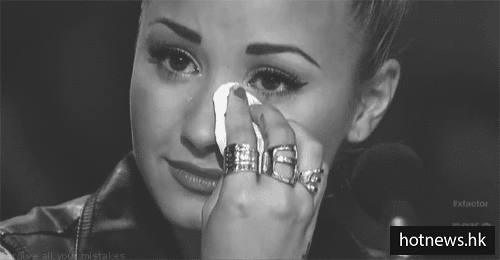 這名4個孩子的爸爸，即使「沒有了腳」還是每天勤勞工作，就為了要讓孩子有飯可以吃...