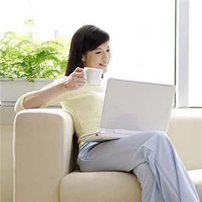 她每天都做這件事,12年之後竟然變成駝背,靜脈曲張,下體經常濕濕一片的黃臉婆!太可怕了!99.99%的女人都有這樣的壞習