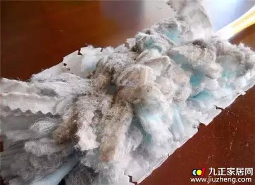 一女子把襪子剪開一半做這個，你絕對想不到!